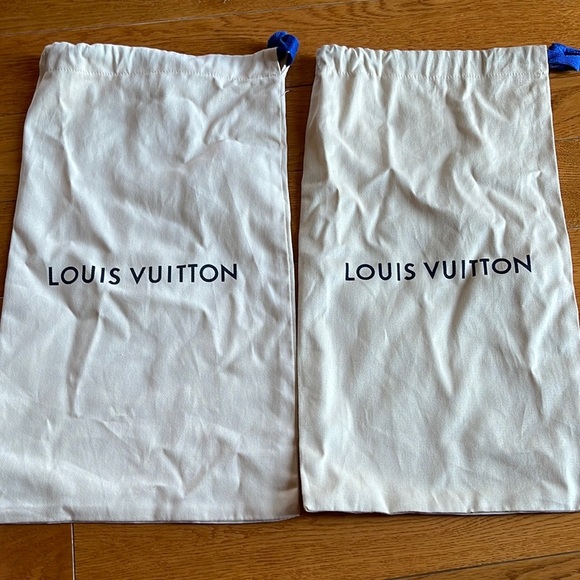 Louis Vuitton dust bags - Picture 1 of 1
